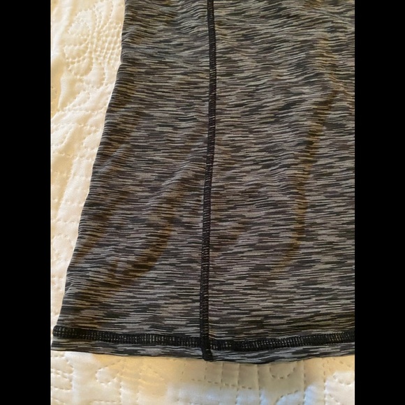 TYR Sonomo X-Back Tankini- Small - Picture 4 of 8